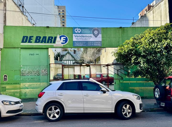 Terreno · 328m²