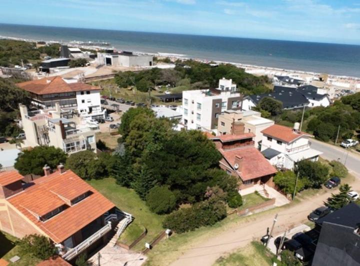 Terreno · 556m²
