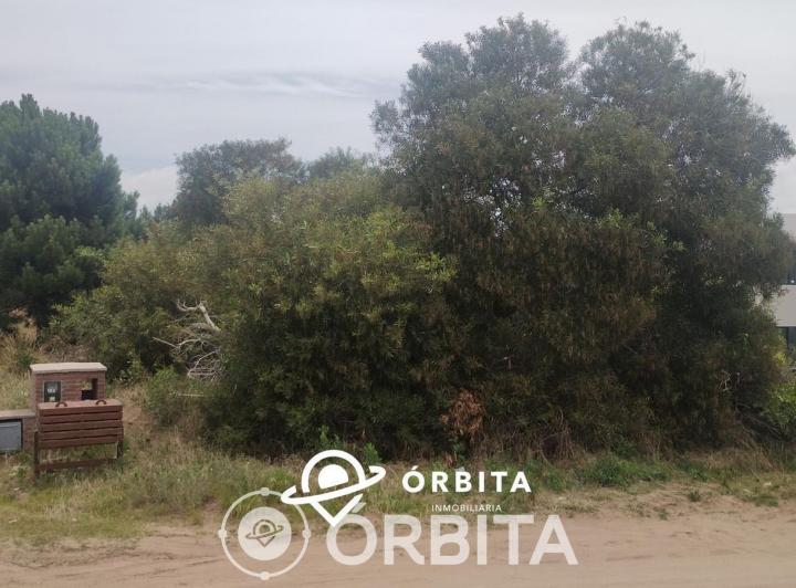 Terreno · 1082m²