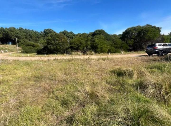 Terreno · 1370m²
