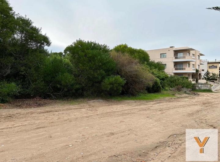 Terreno · 995m²