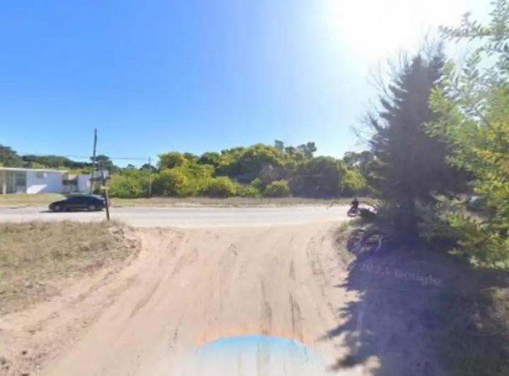 Terreno · 902m²