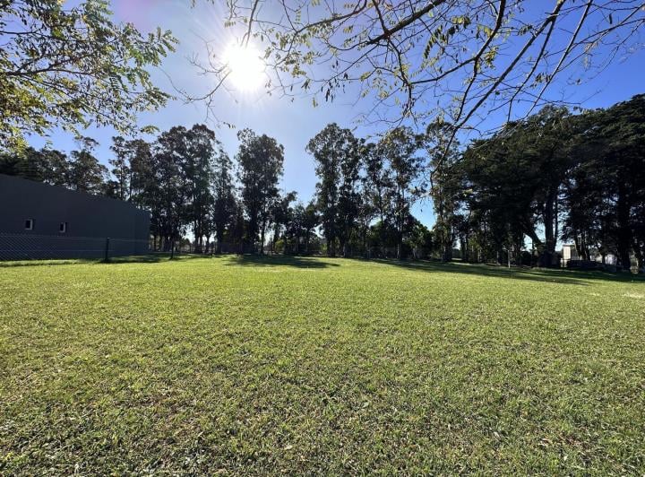 Terreno · 749m²