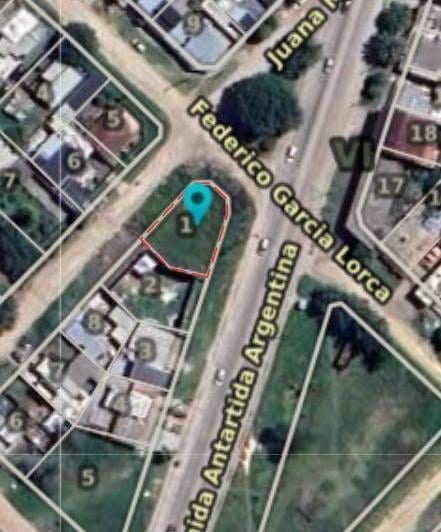 Terreno · 305m²