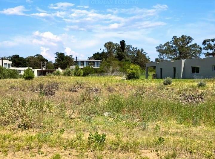 Terreno · 930m²