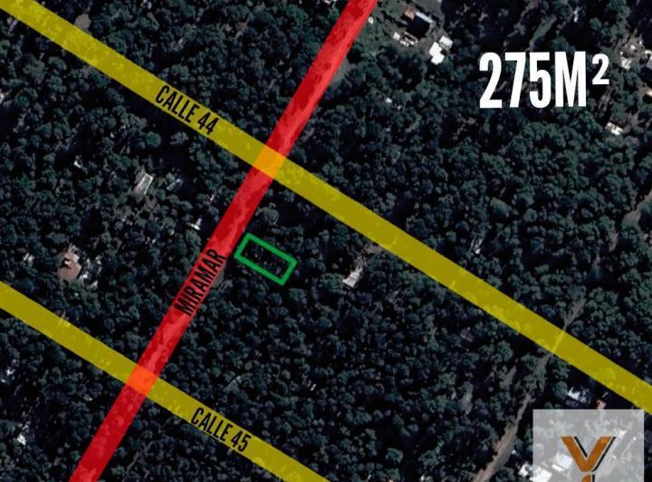 Terreno · 275m²