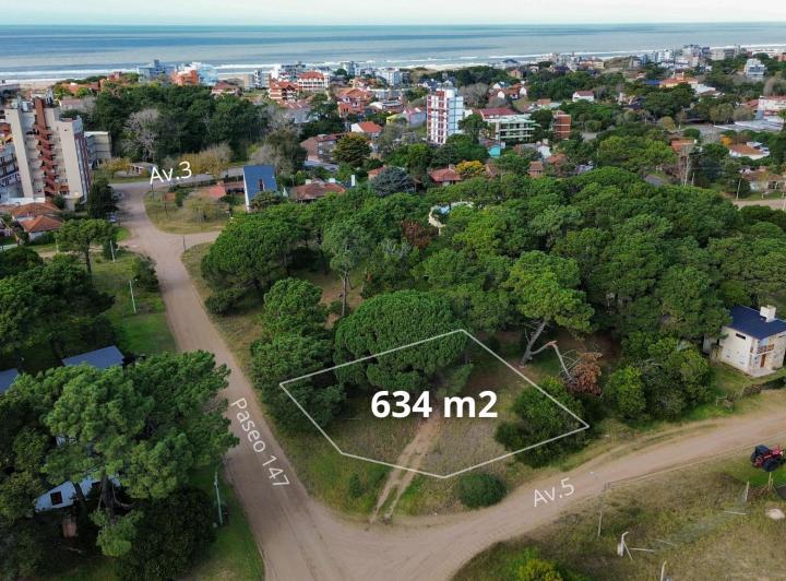 Terreno · 634m²