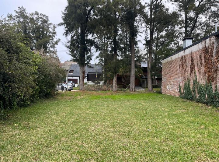 Terreno · 320m²