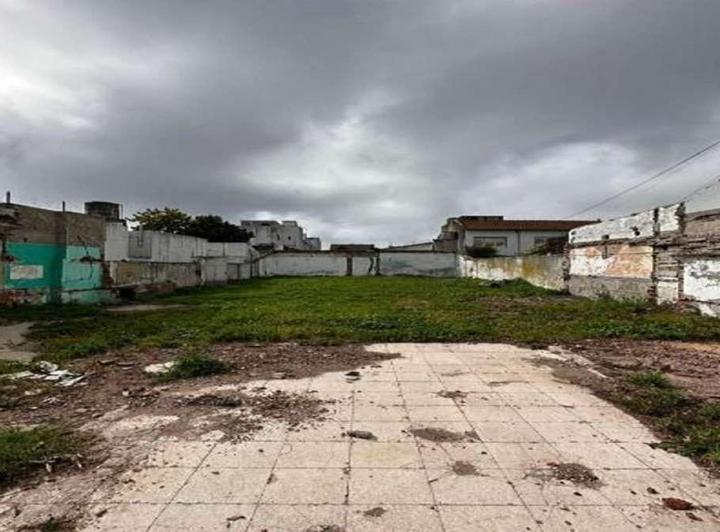 Terreno · 410m²