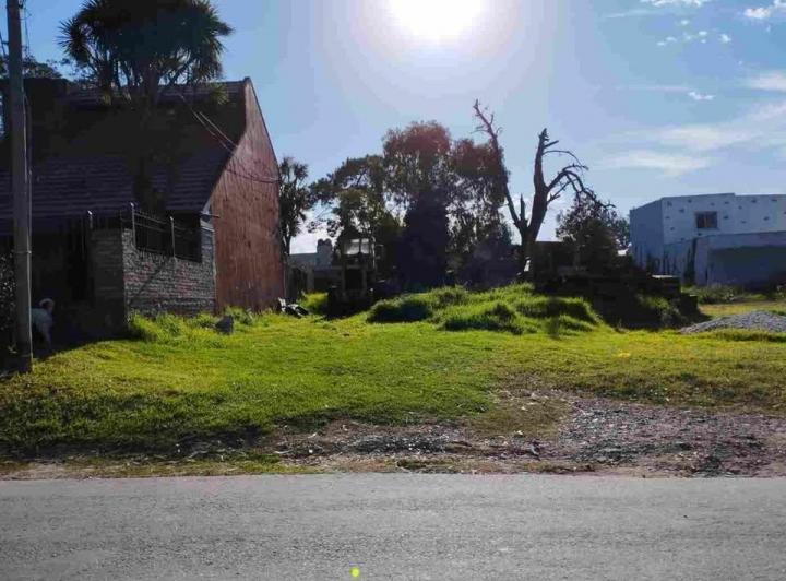 Terreno · 329m²
