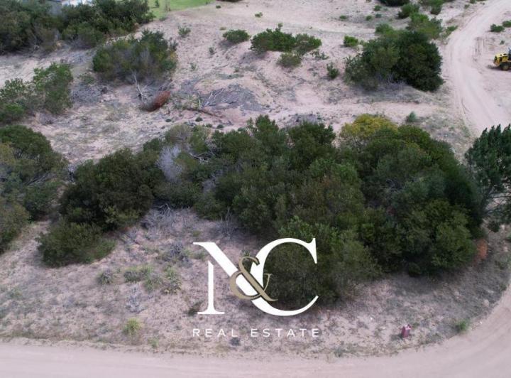 Terreno · 923m²