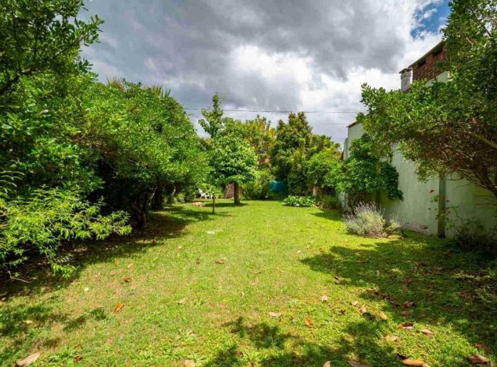 Terreno · 378m²