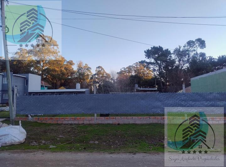 Terreno · 405m²