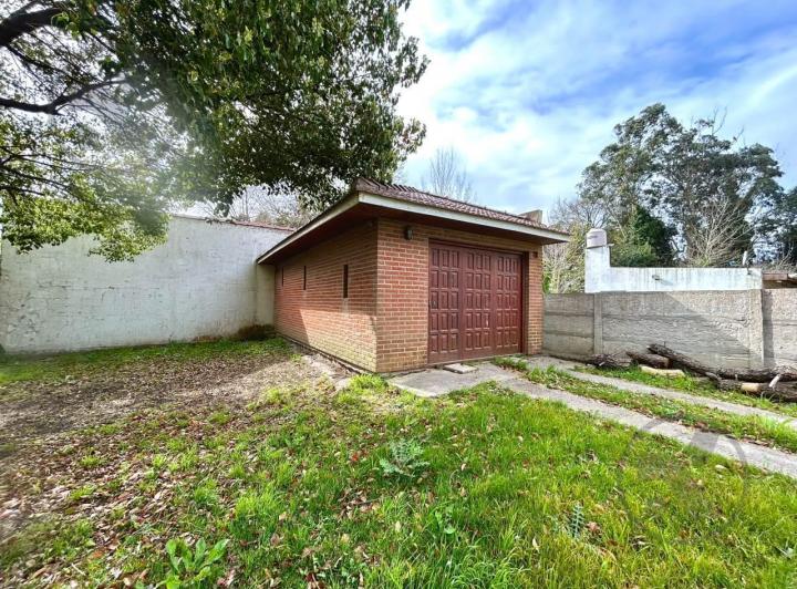 Terreno · 382m² · 1 Ambiente · 1 Cochera
