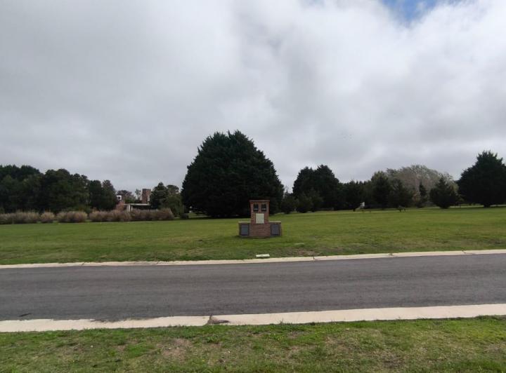 Terreno · 727m²