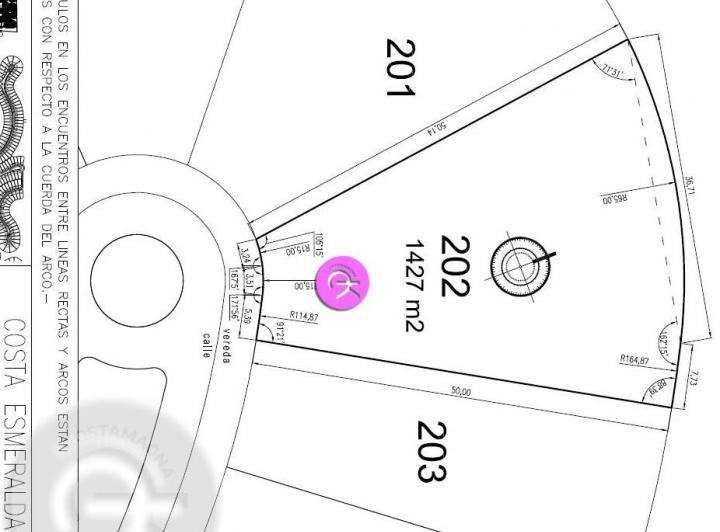 Terreno · 1427m²