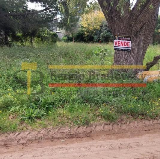 Terreno · 410m²