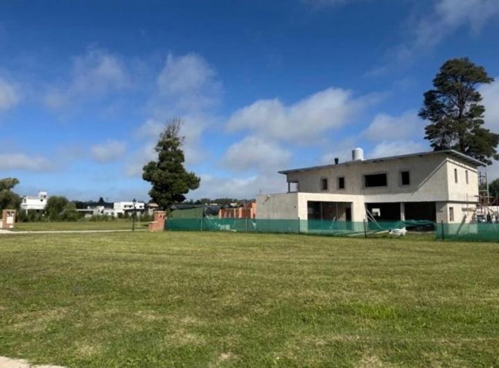 Terreno · 726m²