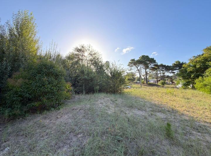 Terreno · 600m²