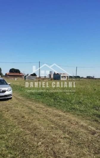 Terreno · 450m²