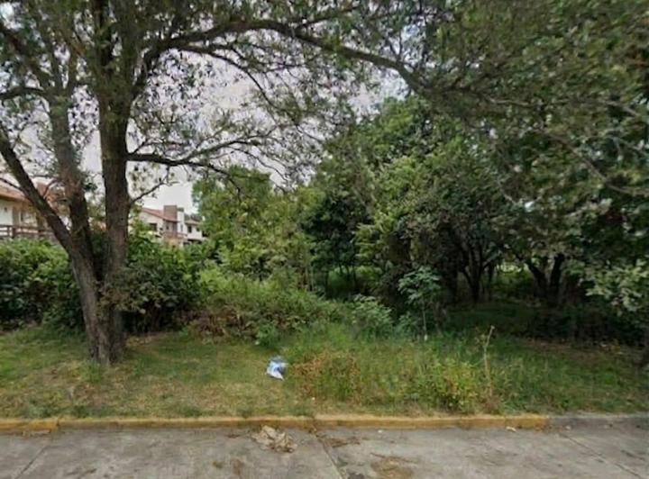 Terreno · 645m²