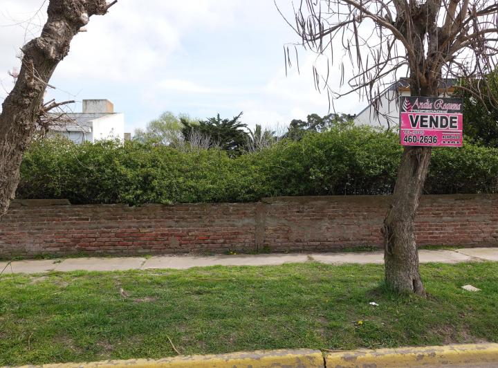 Terreno · 300m²