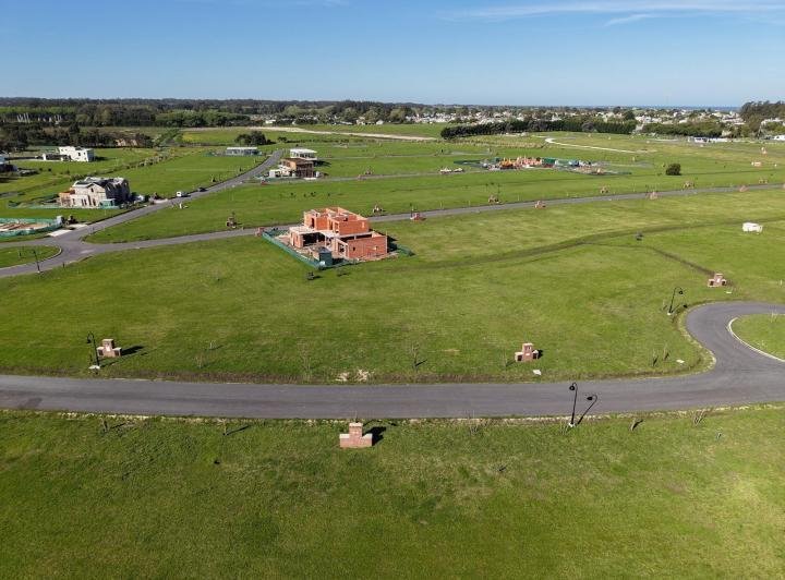 Terreno · 602m²