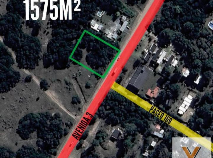 Terreno · 1575m²