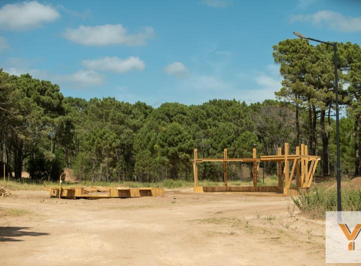 Terreno · 1096m²