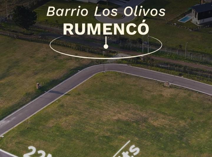 Terreno · 698m²