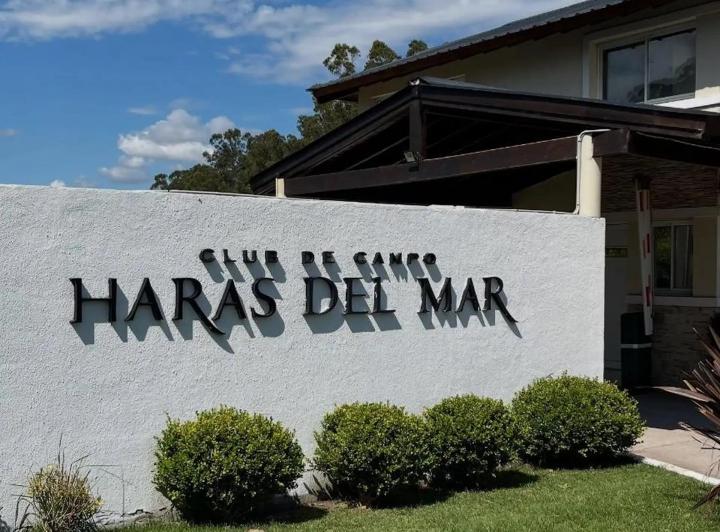 Terreno · 900m²