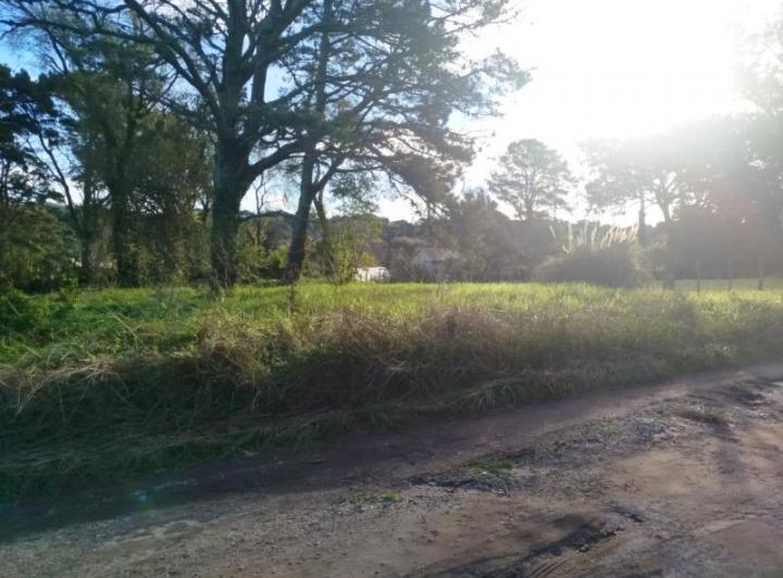 Terreno · 681m²