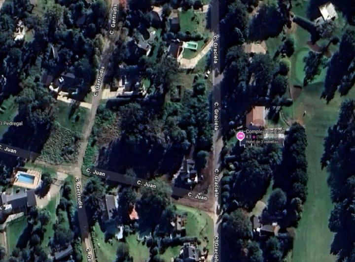Terreno · 860m²