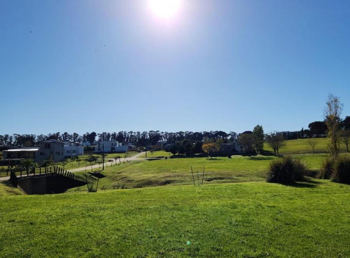Terreno · 986m²