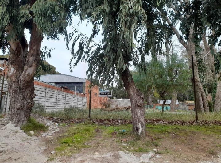 Terreno · 600m²