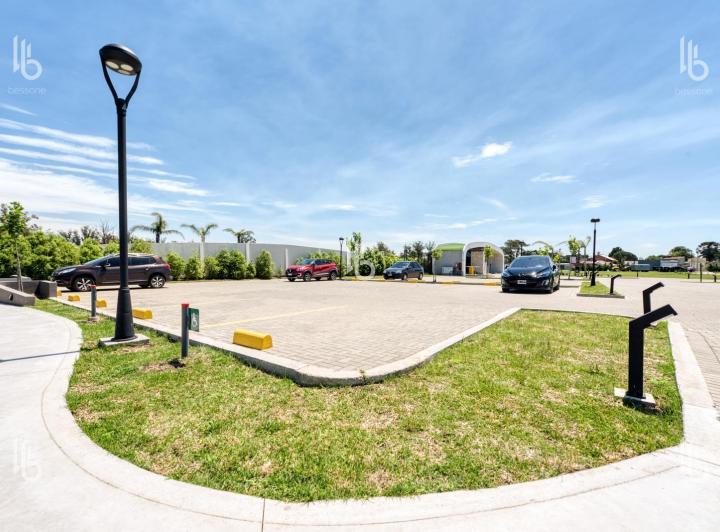 Terreno · 1001m² · 1 Ambiente · 1 Cochera