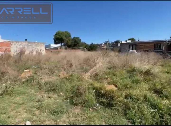 Terreno · 221m²