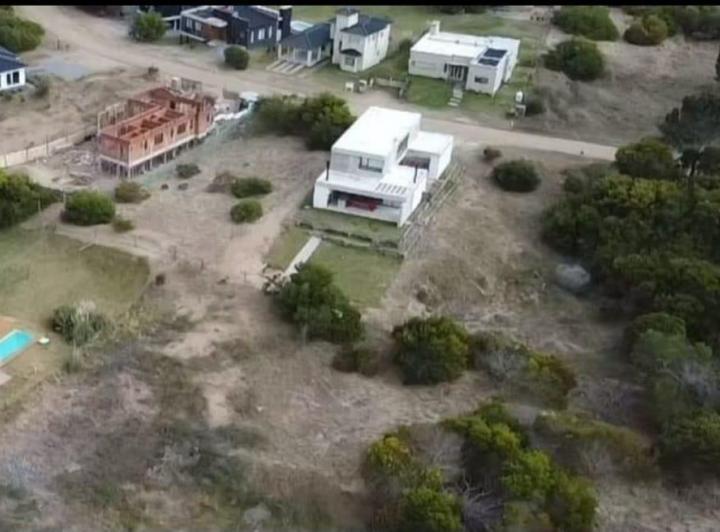 Terreno · 942m²