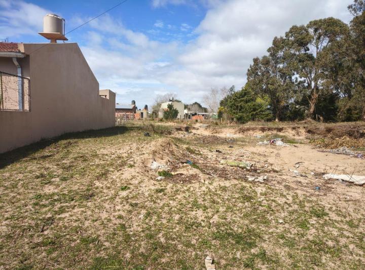 Terreno · 880m²