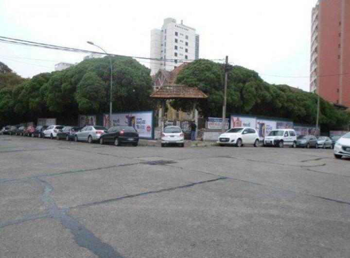 Terreno · 3761m²
