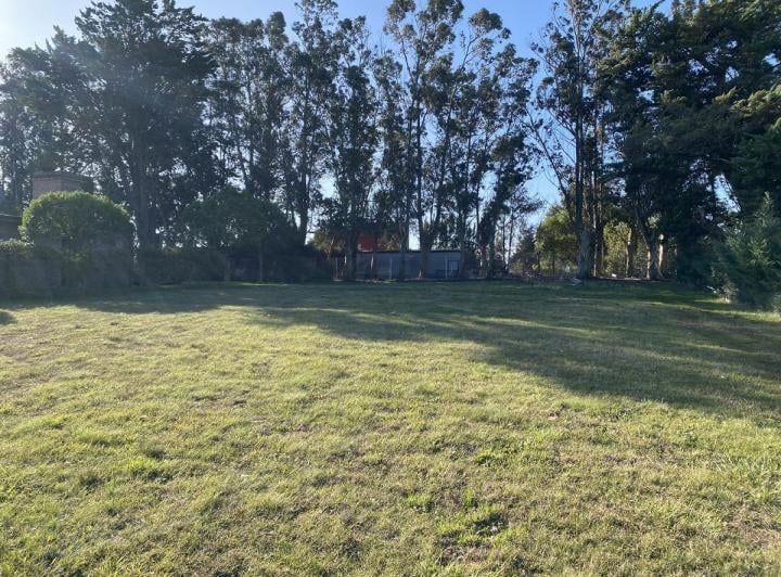 Terreno · 874m²