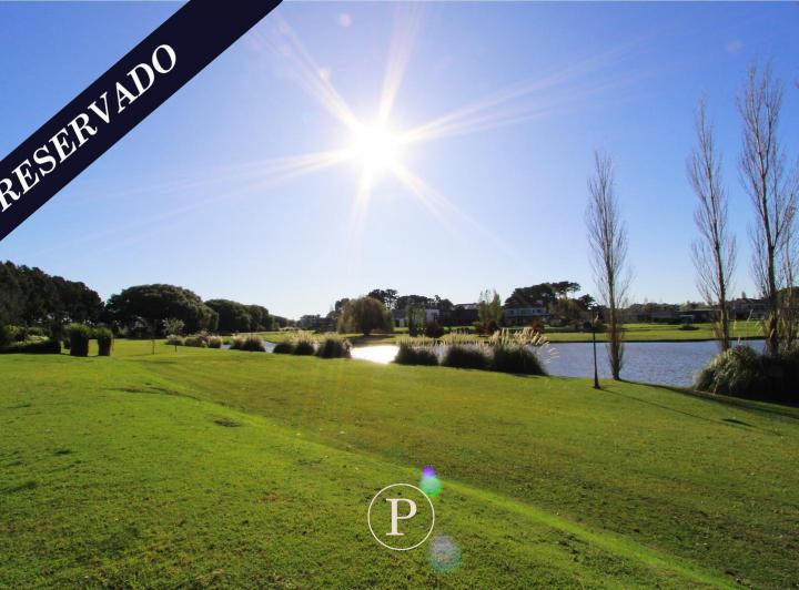 Terreno · 1277m²