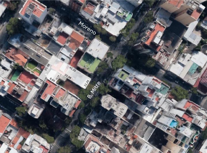 Terreno · 705m²