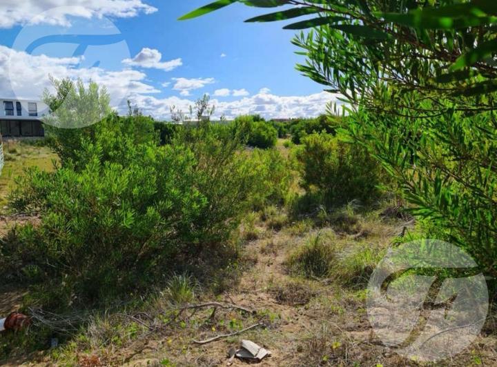 Terreno · 967m²