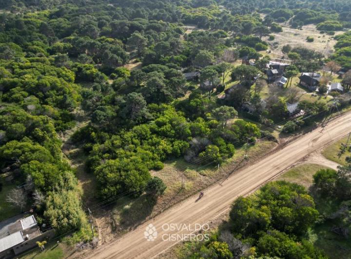Terreno · 2280m²