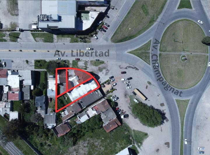 Terreno · 821m²