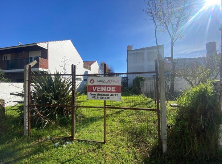 Terreno · 225m²