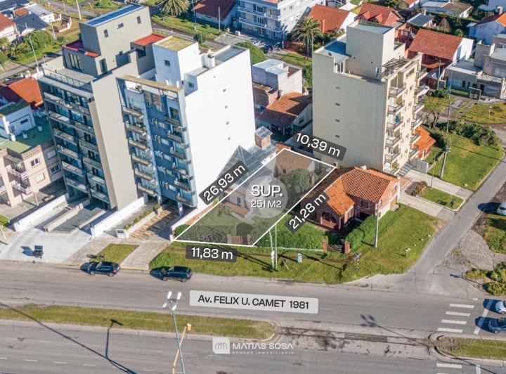 Terreno · 251m²