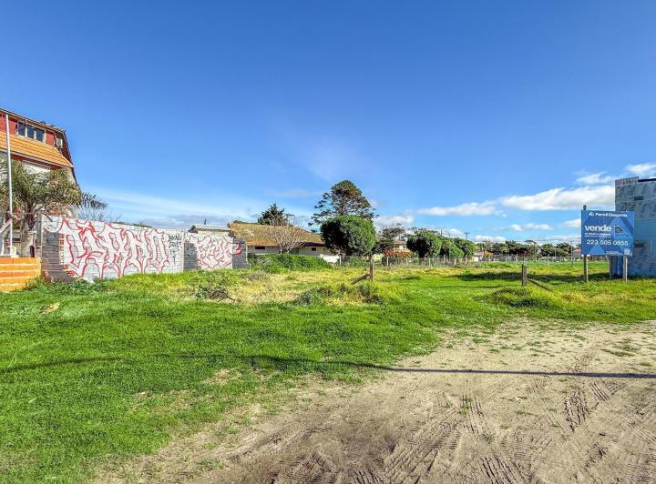 Terreno · 341m²