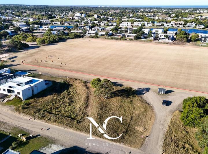 Terreno · 860m²
